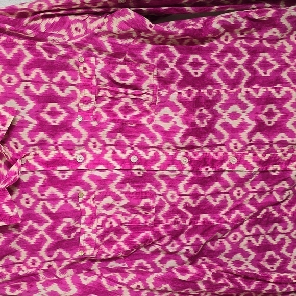 Michael Kors Women's Pink Print Button-Down Blouse. - Picture 2 of 6